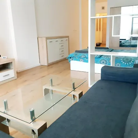 Apartment Huge With A Parking Space In The Same Building *